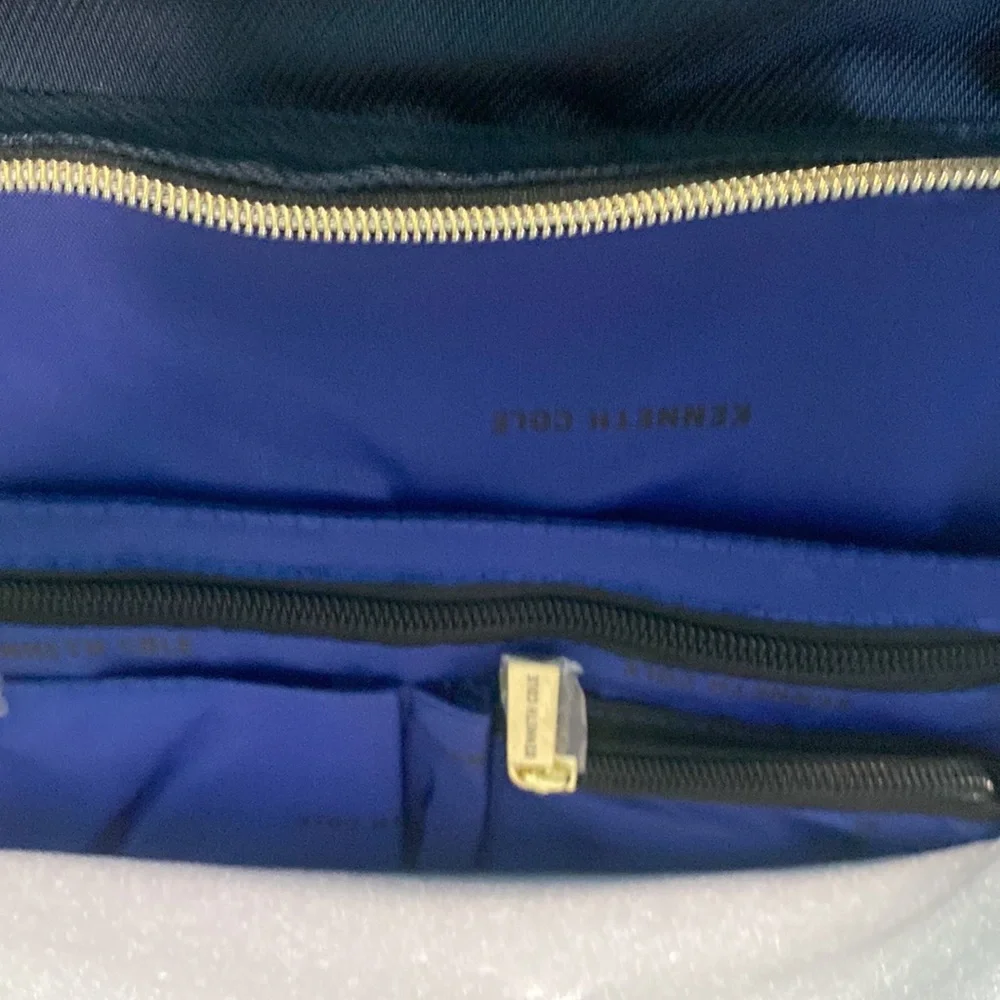 KENNETH COLE REACTION CHEVRON LAPTOP FASHION TRAVEL BAG